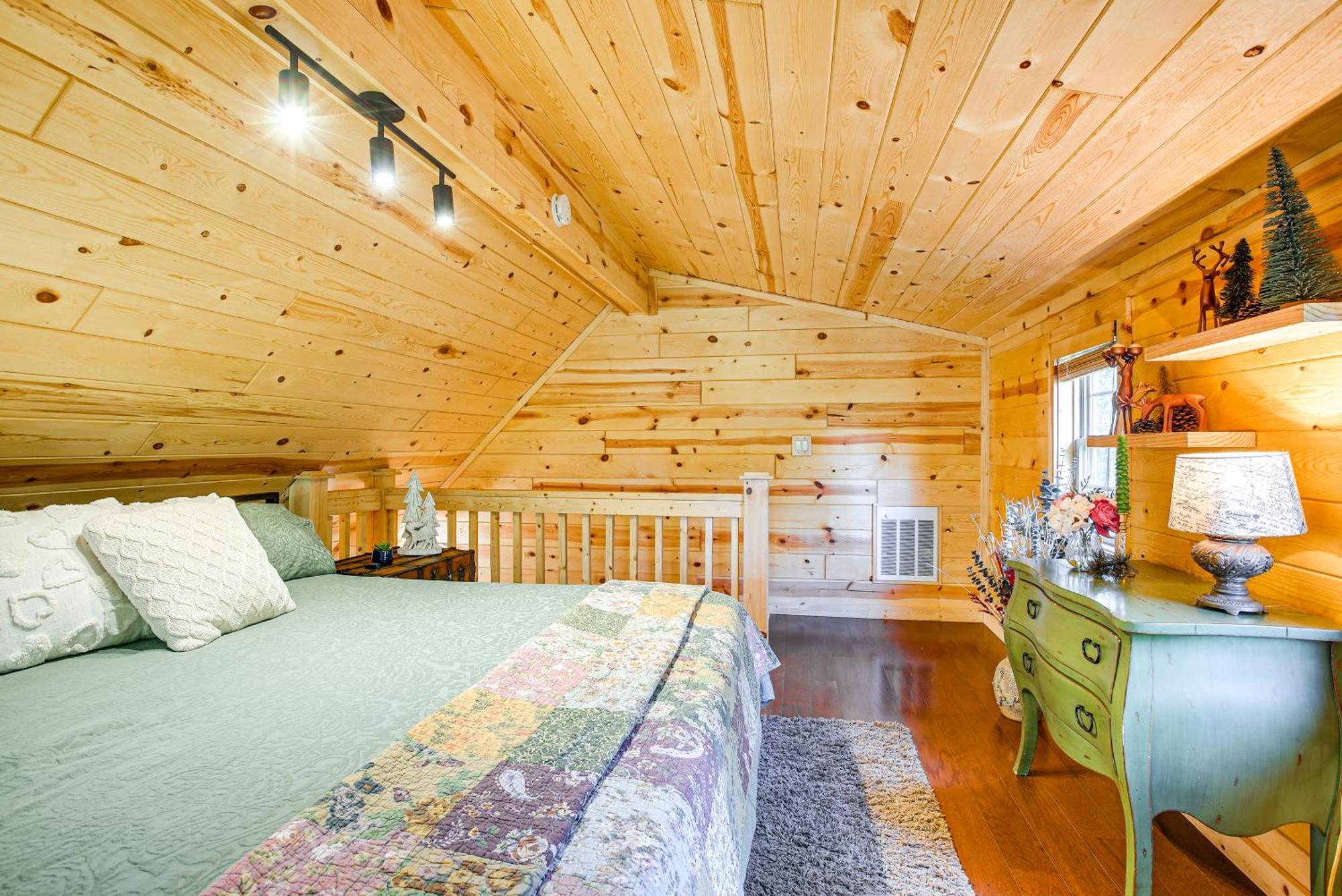 Idyllic Cabin In The Heart Of Hocking Hills Rockbridge Exterior foto