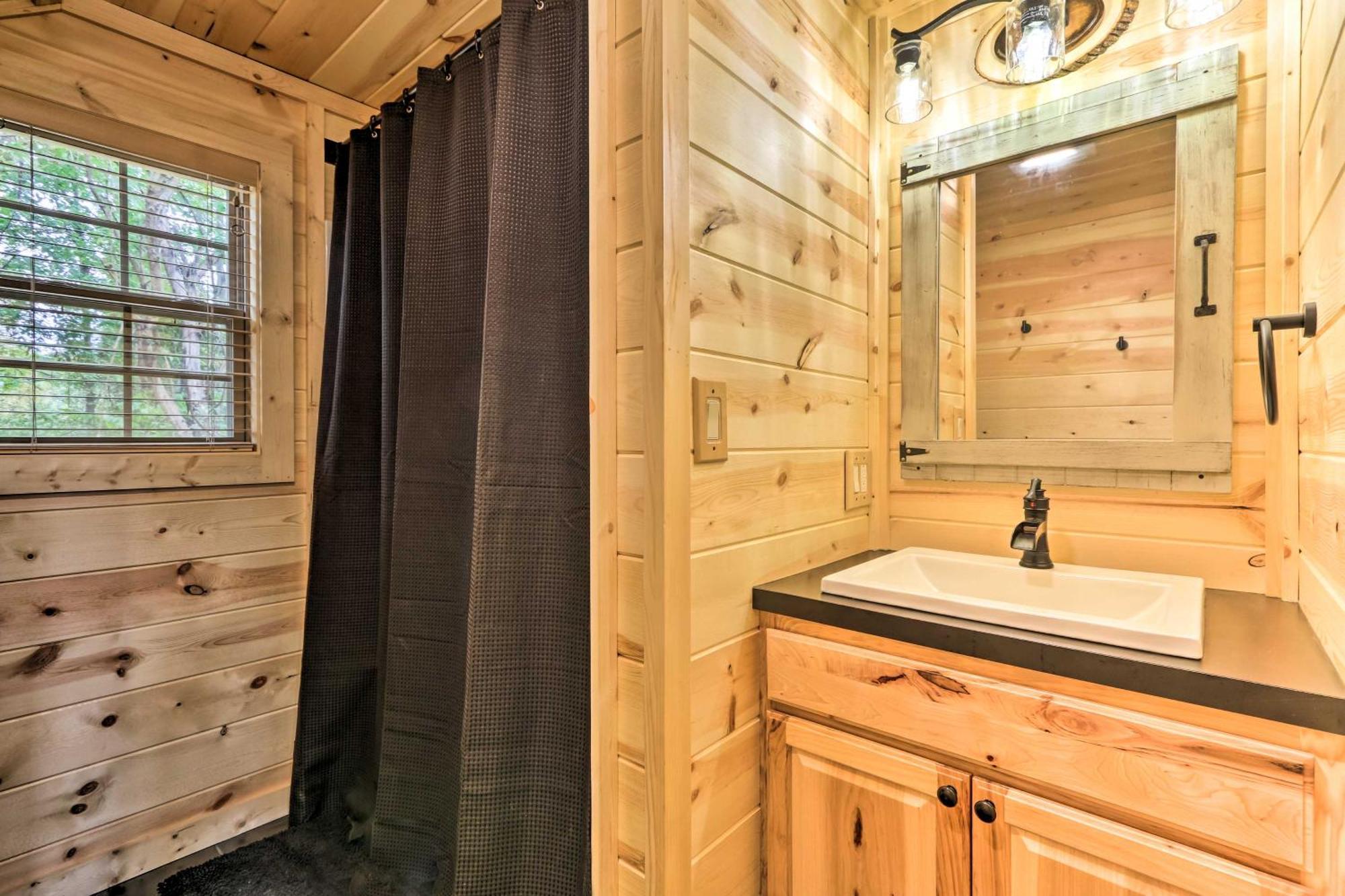 Idyllic Cabin In The Heart Of Hocking Hills Rockbridge Exterior foto